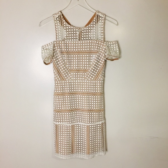 TopShop Cold Shoulder Lace Dress. Size 2 - Picture 3 of 8